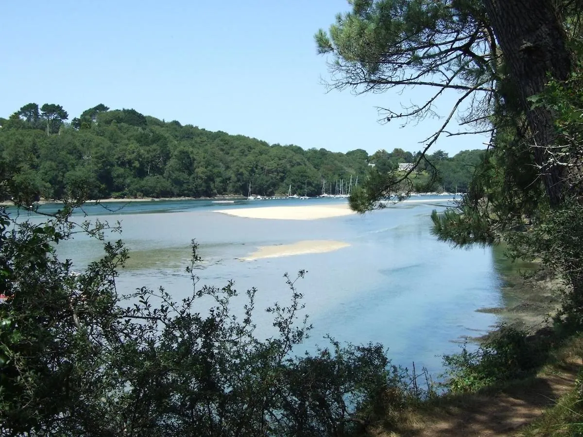 Apparemment Au Calme Proche Des Plages 基代利普拉格 0*,  法国